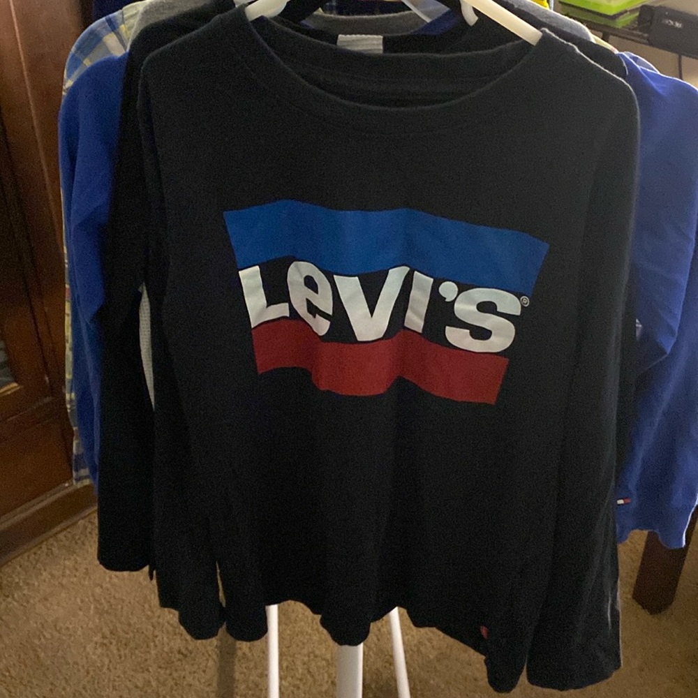 Boy Levi’s long sleeve